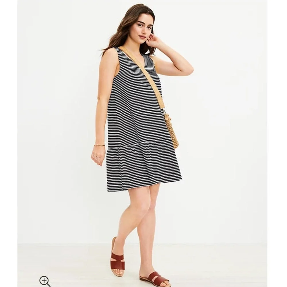 Loft Stripes Navy Blue & White Lightweight Double V Flounce Dress Sz Large - Picture 2 of 13